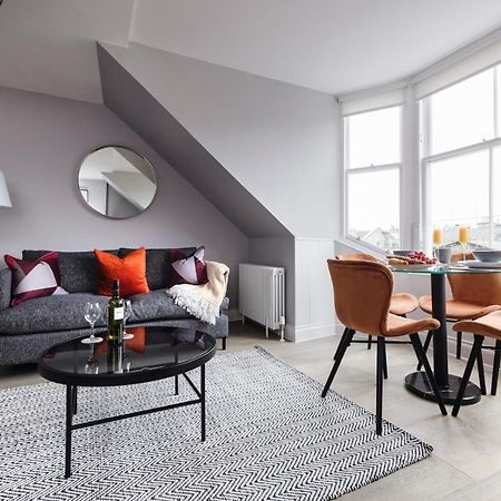 Altido Gorgeous Flat Overlooking Edinburgh Castle Dış mekan fotoğraf