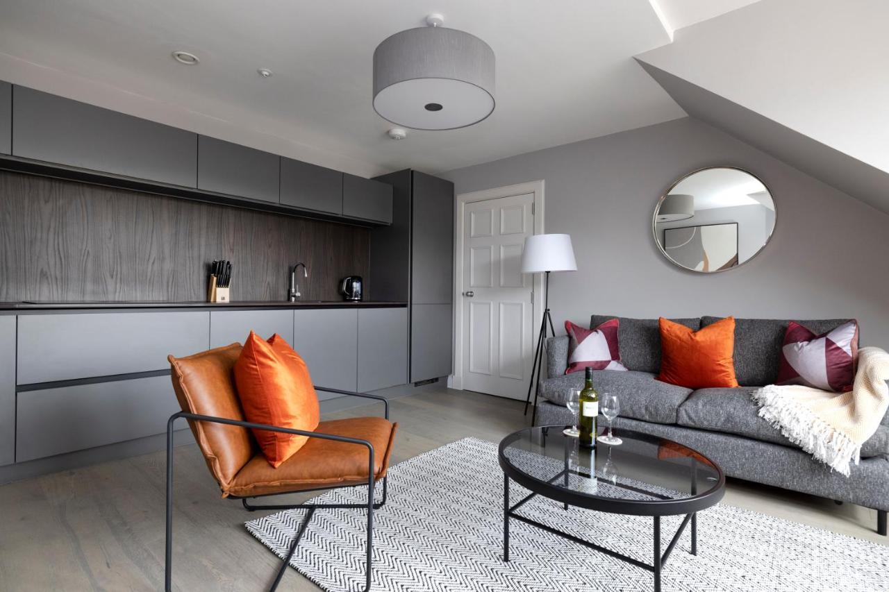 Altido Gorgeous Flat Overlooking Edinburgh Castle Dış mekan fotoğraf
