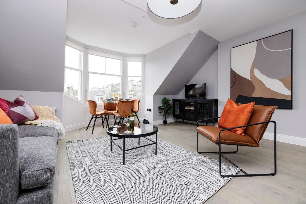 Altido Gorgeous Flat Overlooking Edinburgh Castle Dış mekan fotoğraf