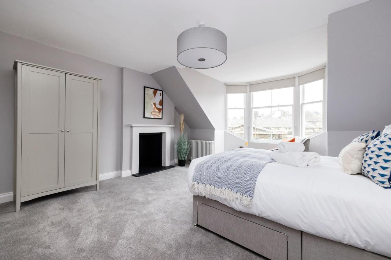 Altido Gorgeous Flat Overlooking Edinburgh Castle Dış mekan fotoğraf