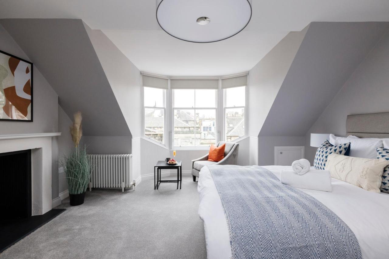 Altido Gorgeous Flat Overlooking Edinburgh Castle Dış mekan fotoğraf