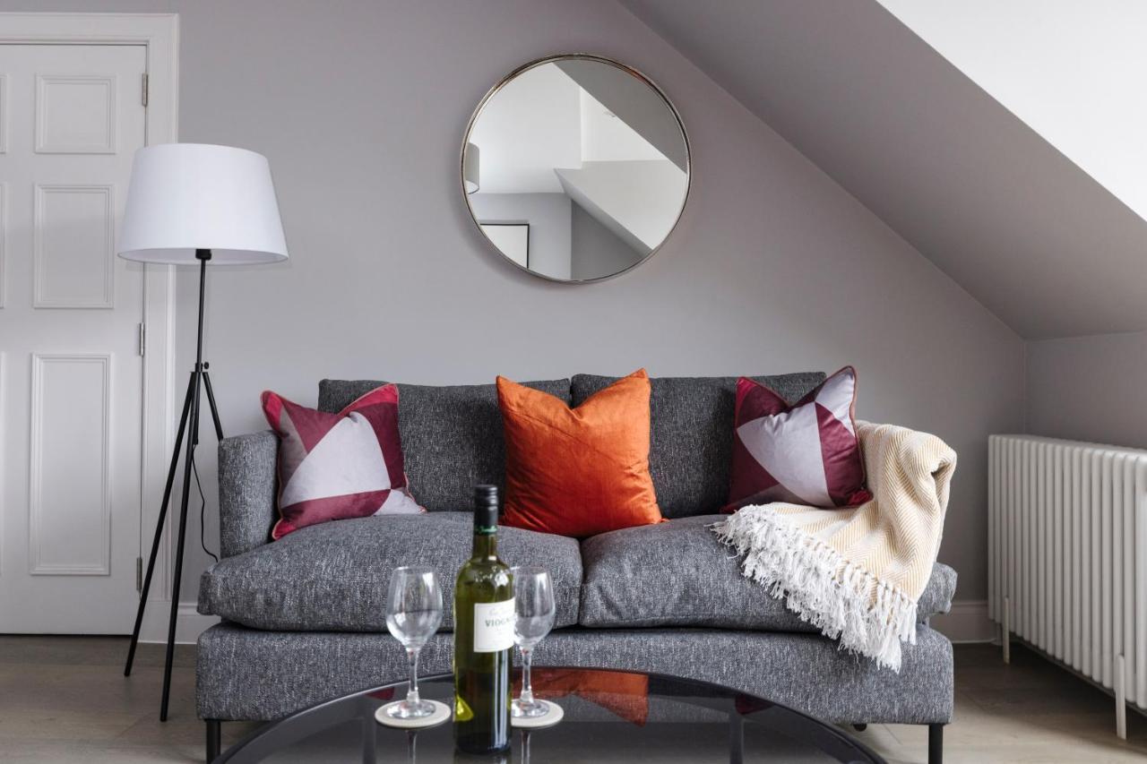 Altido Gorgeous Flat Overlooking Edinburgh Castle Dış mekan fotoğraf